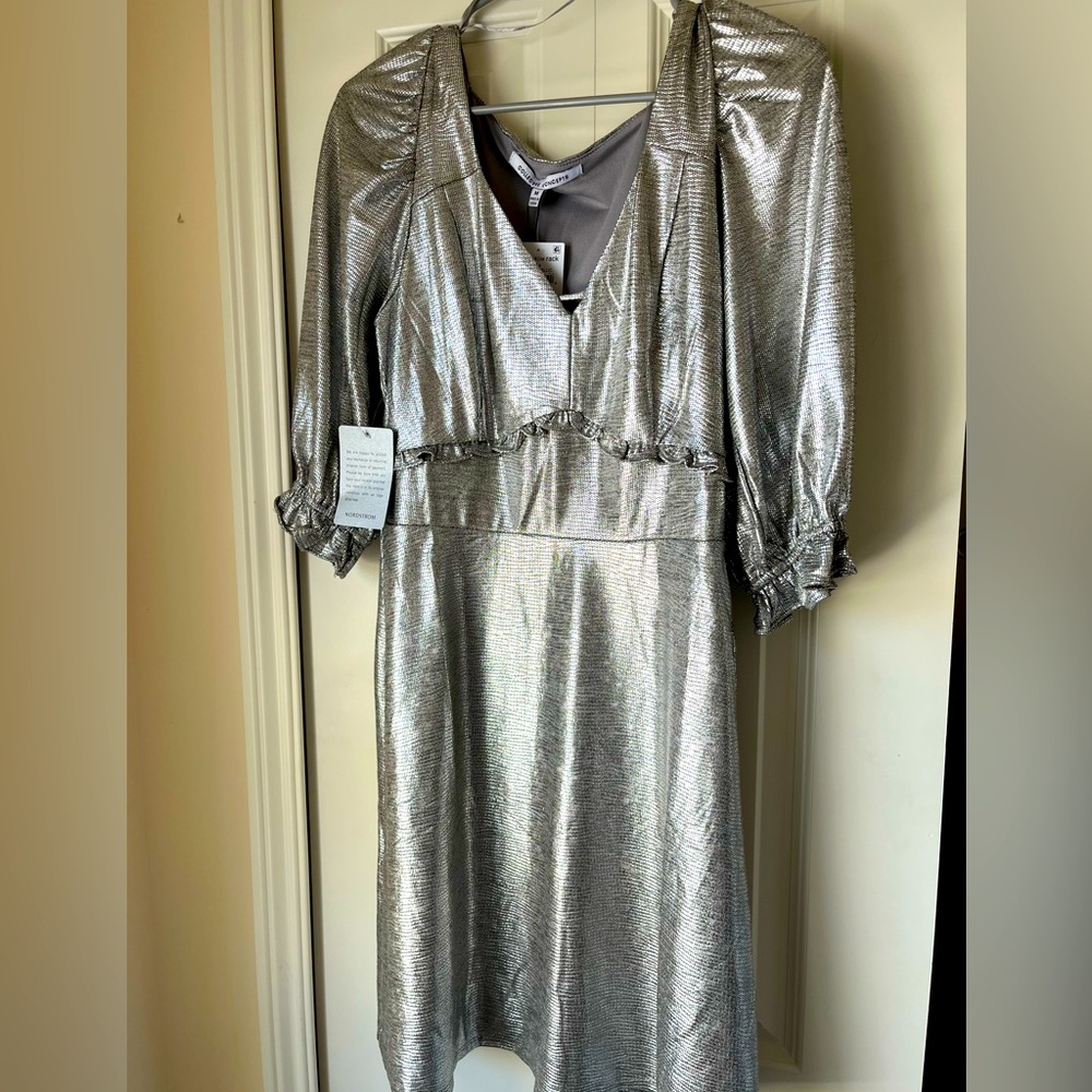 Collective Concepts Silver Metallic Dress - Size M - NEW WITH TAGS/ NEVER WORN
